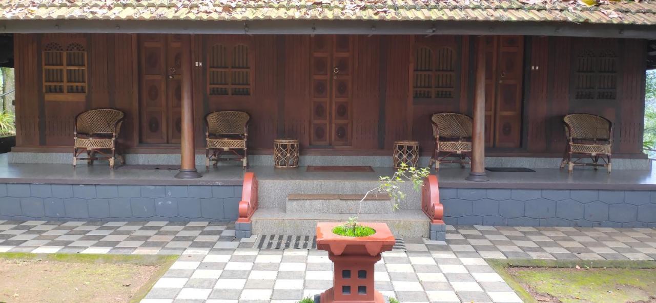 Traditional Kerala Villa Munnar Exteriör bild